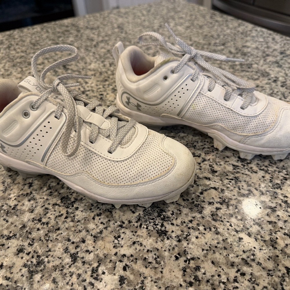 Under Armour Kids Cleats